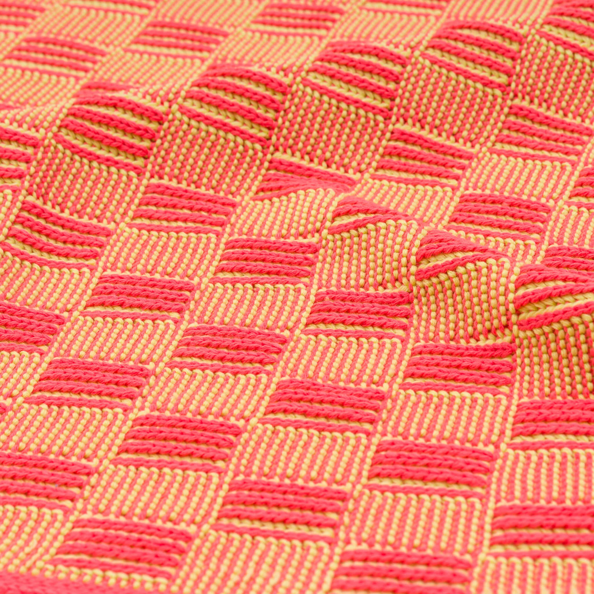 Chunky Checkerboard Knit Throw - Image 6