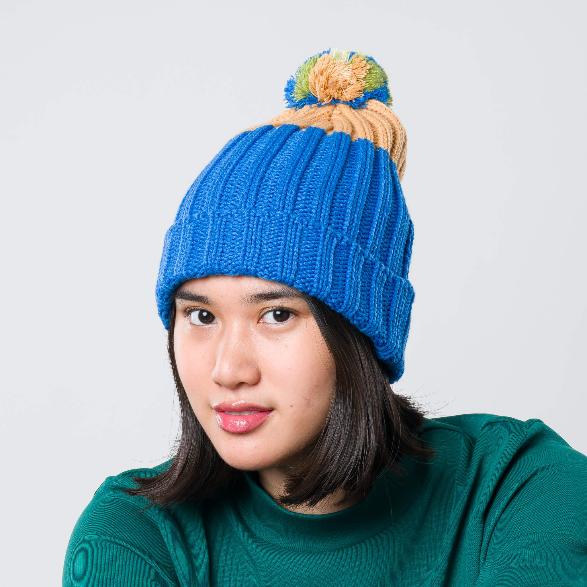 Chunky Colorblock Knit Pom Beanie - Image 4