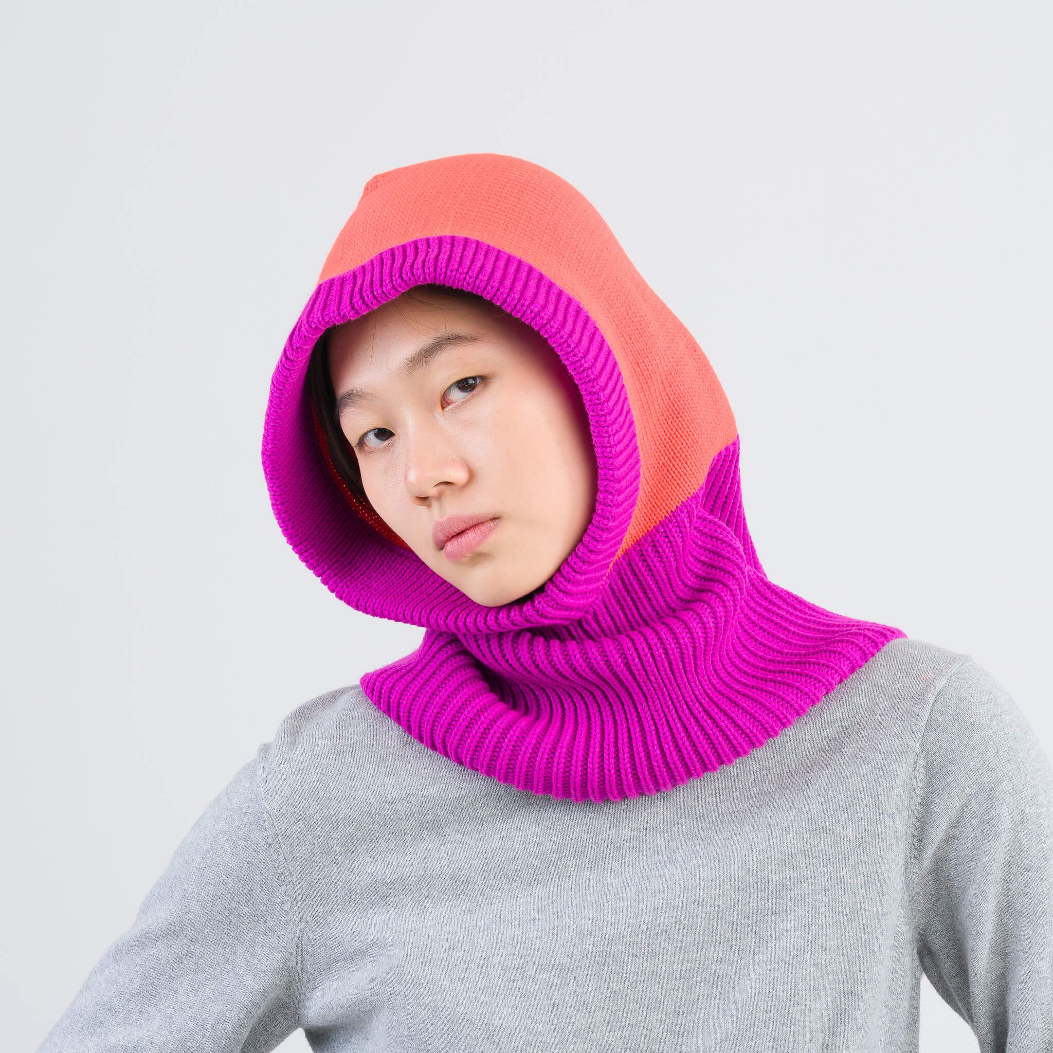 Colorblock Knit Hood - Image 10
