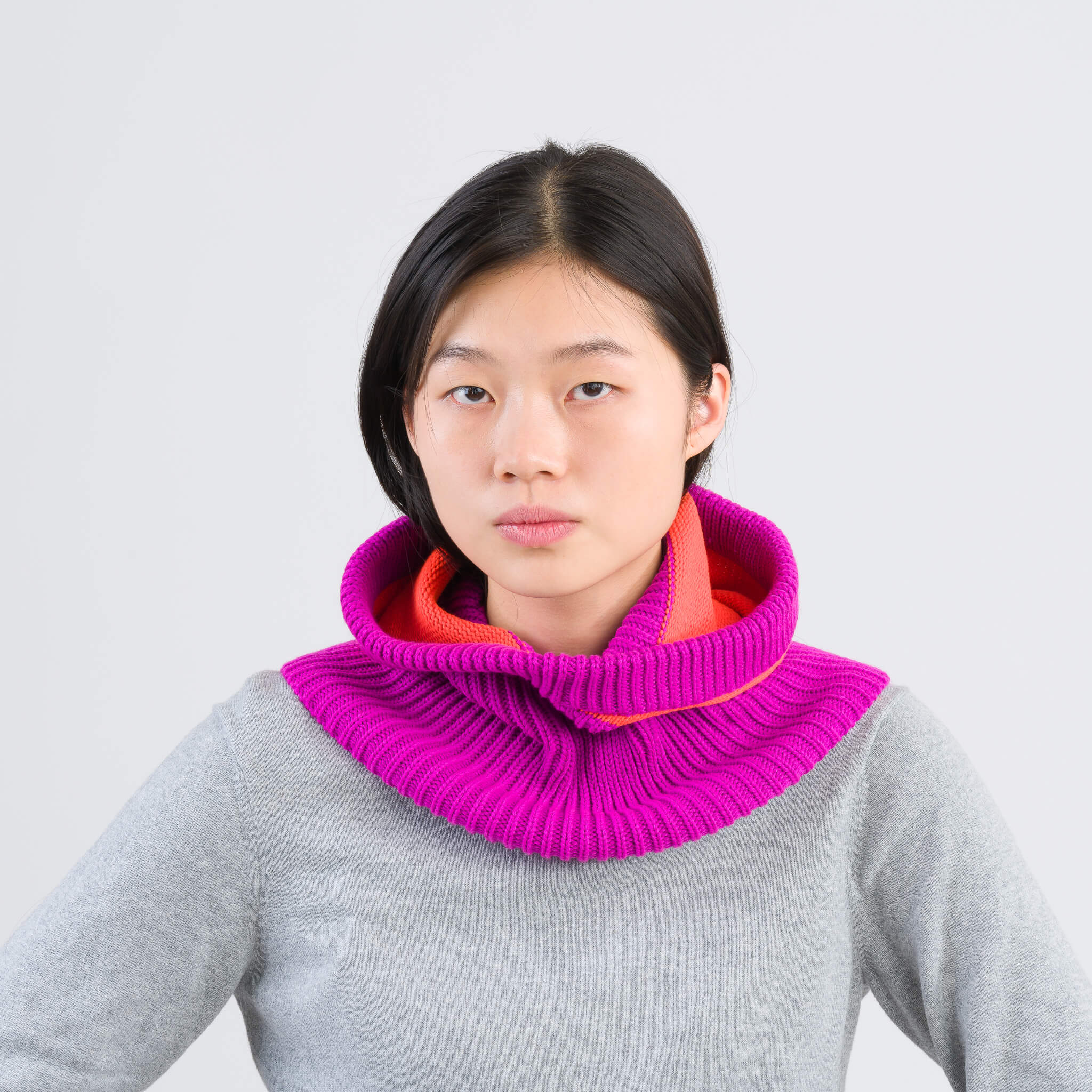 Colorblock Knit Hood - Image 11