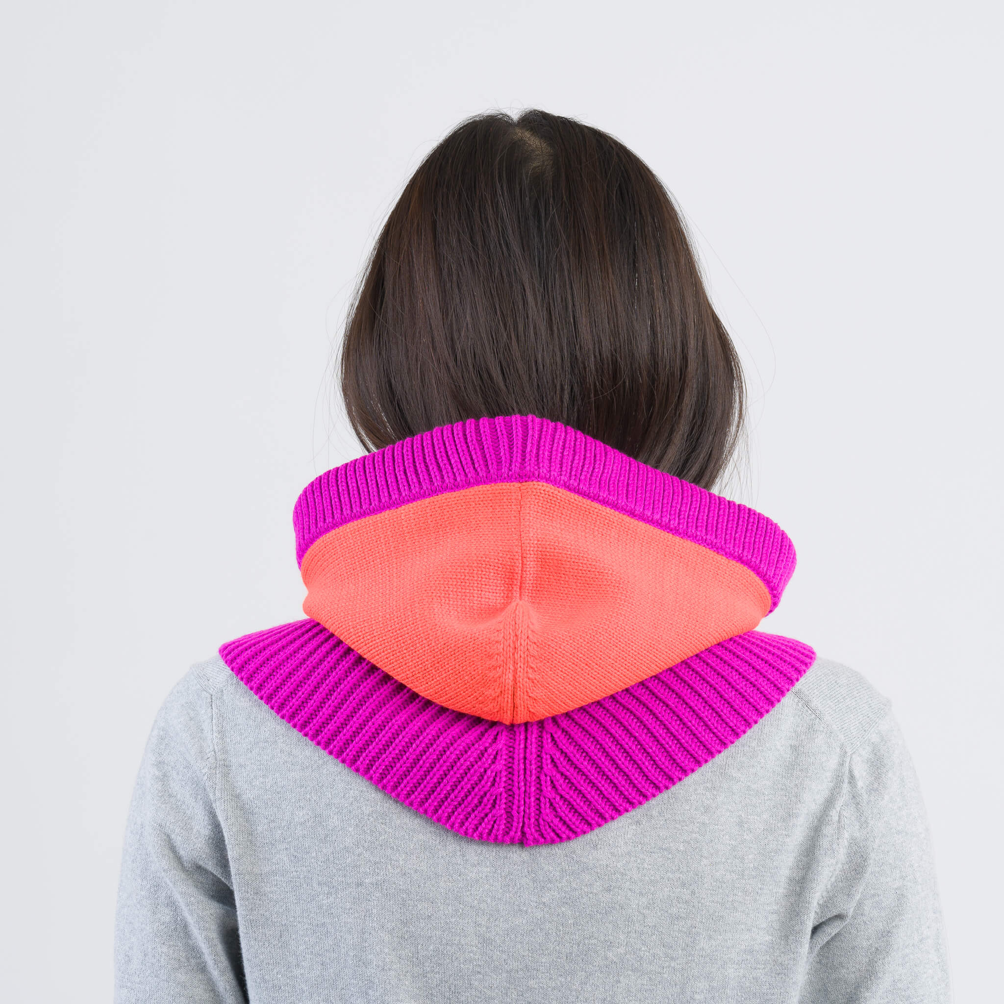 Colorblock Knit Hood - Image 12