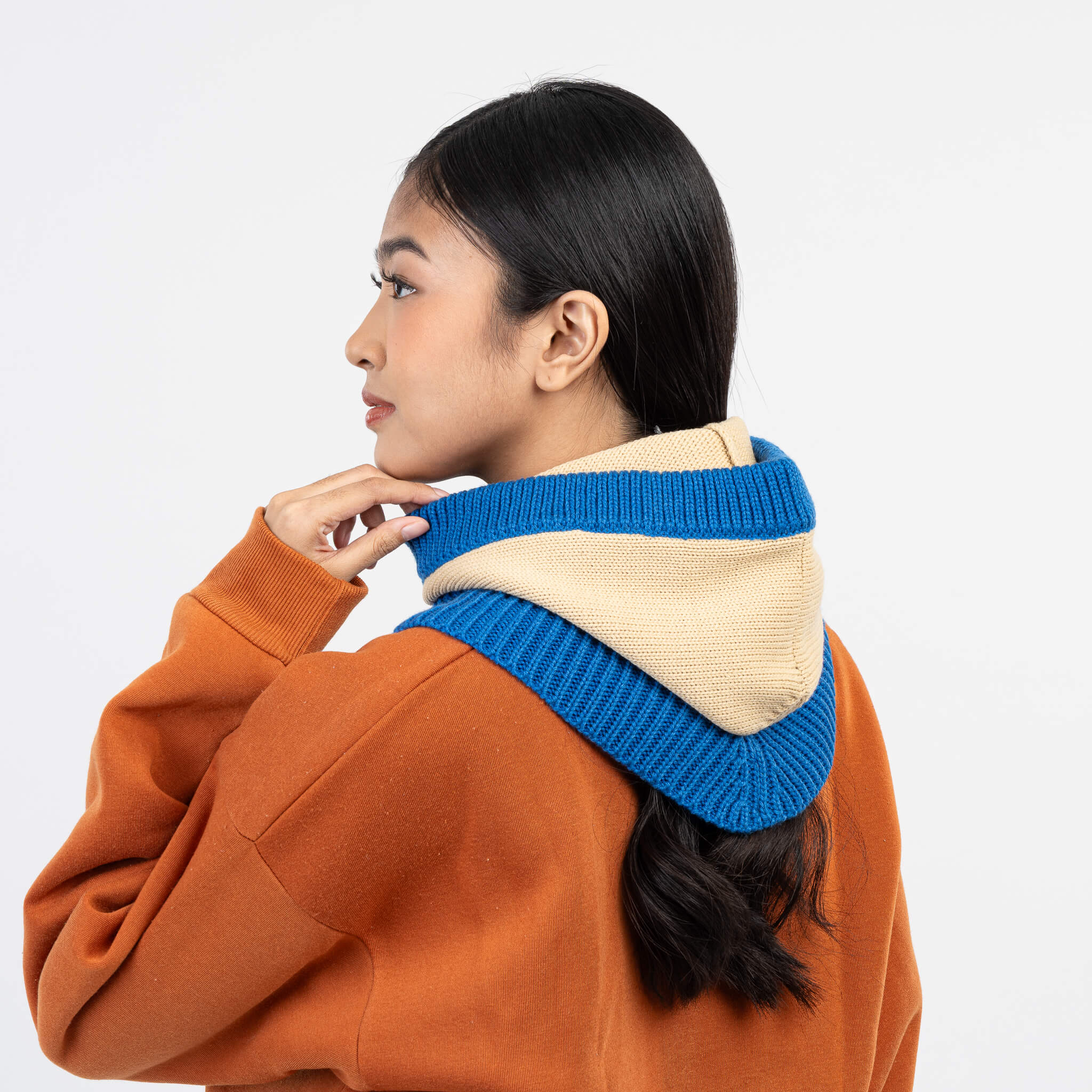 Colorblock Knit Hood - Image 17