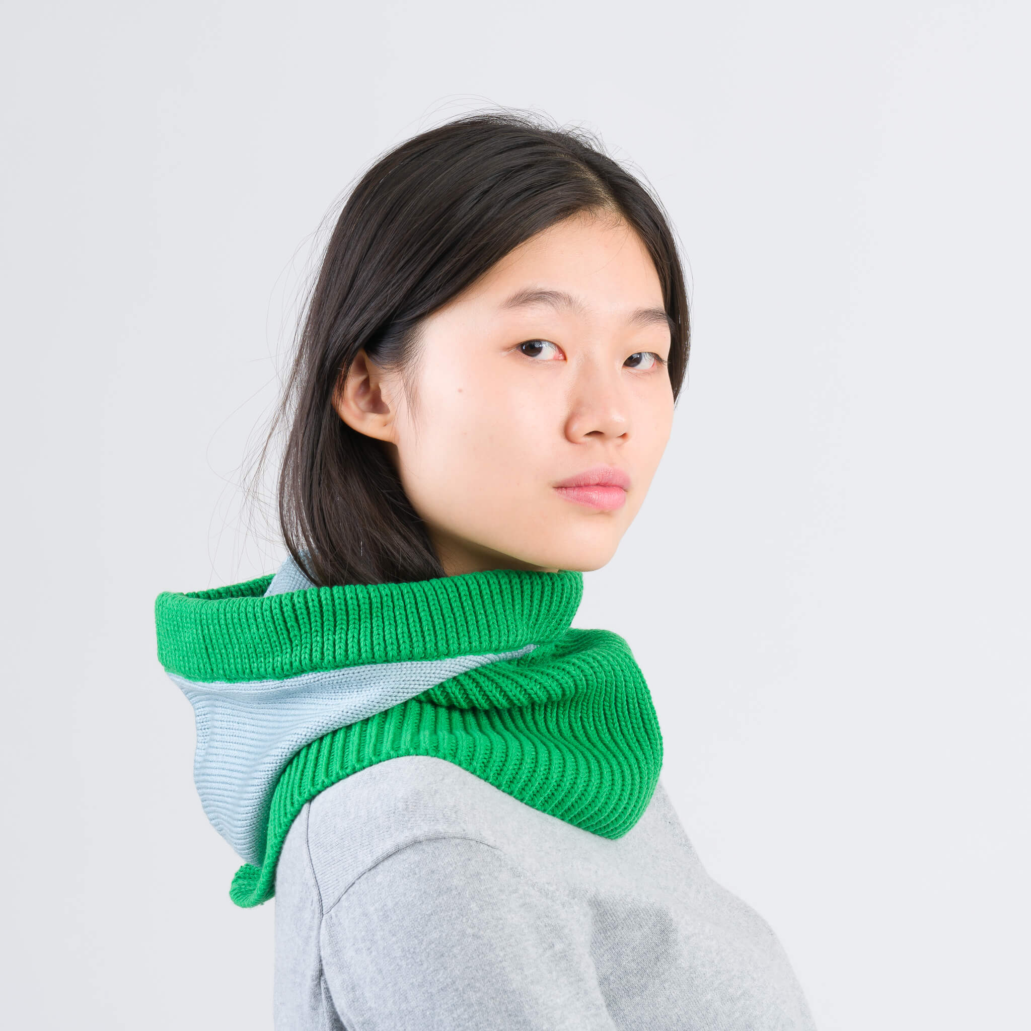 Colorblock Knit Hood - Image 7