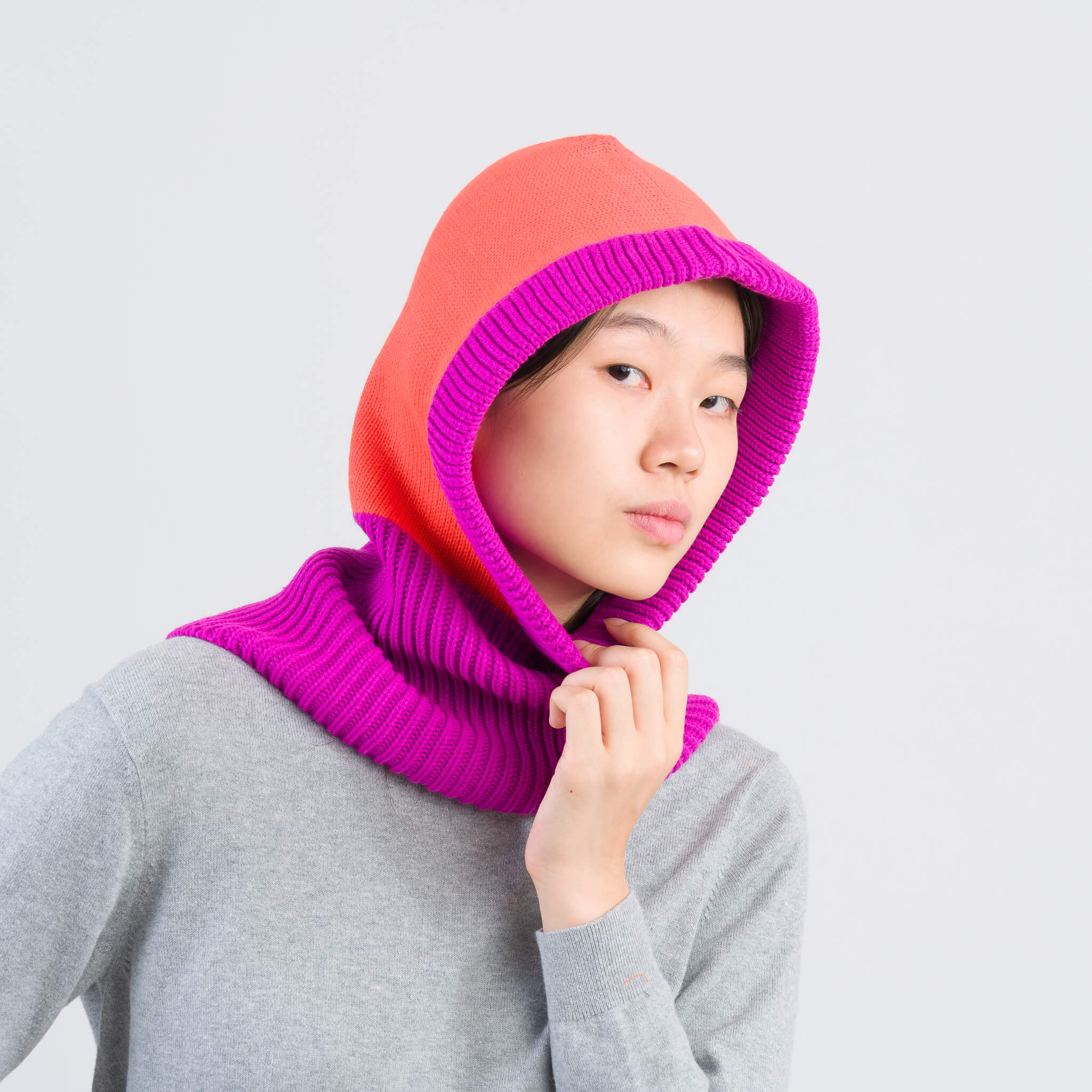 Colorblock Knit Hood - Image 9