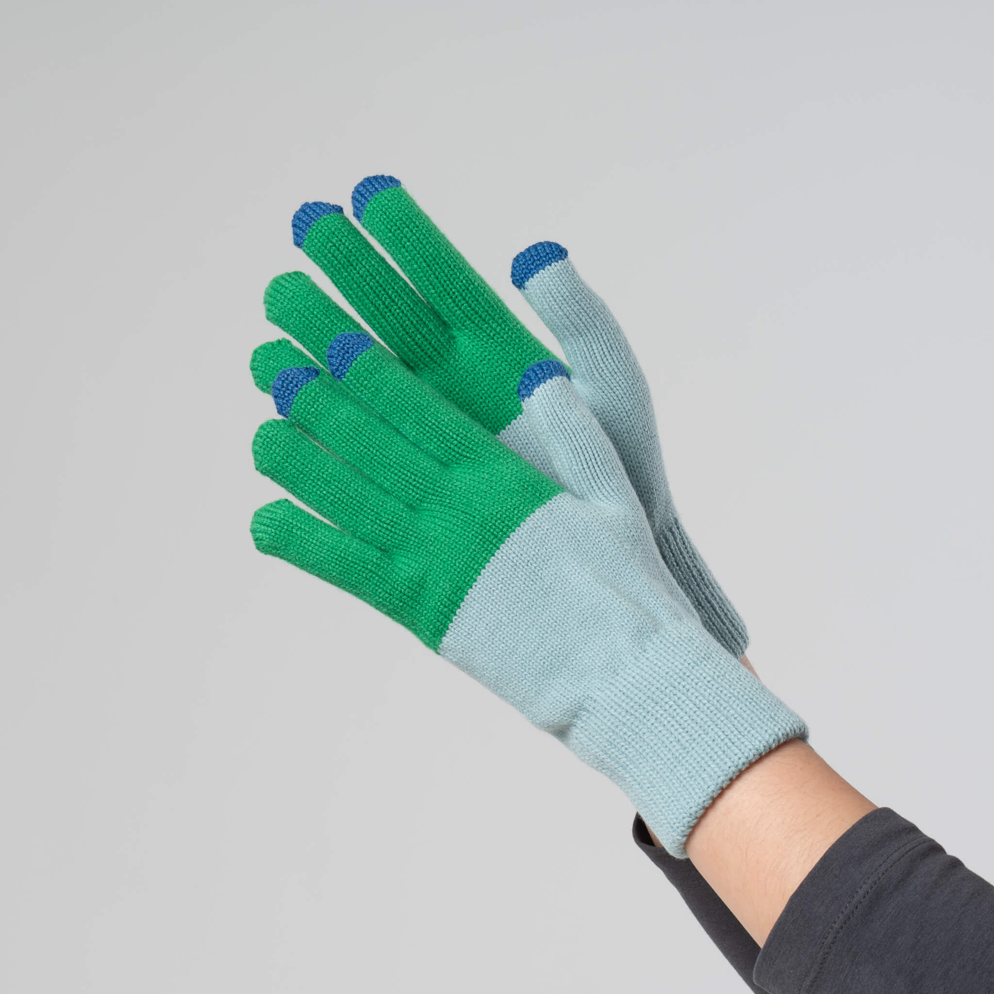 Colorblock Knit Touchscreen Gloves - Image 33
