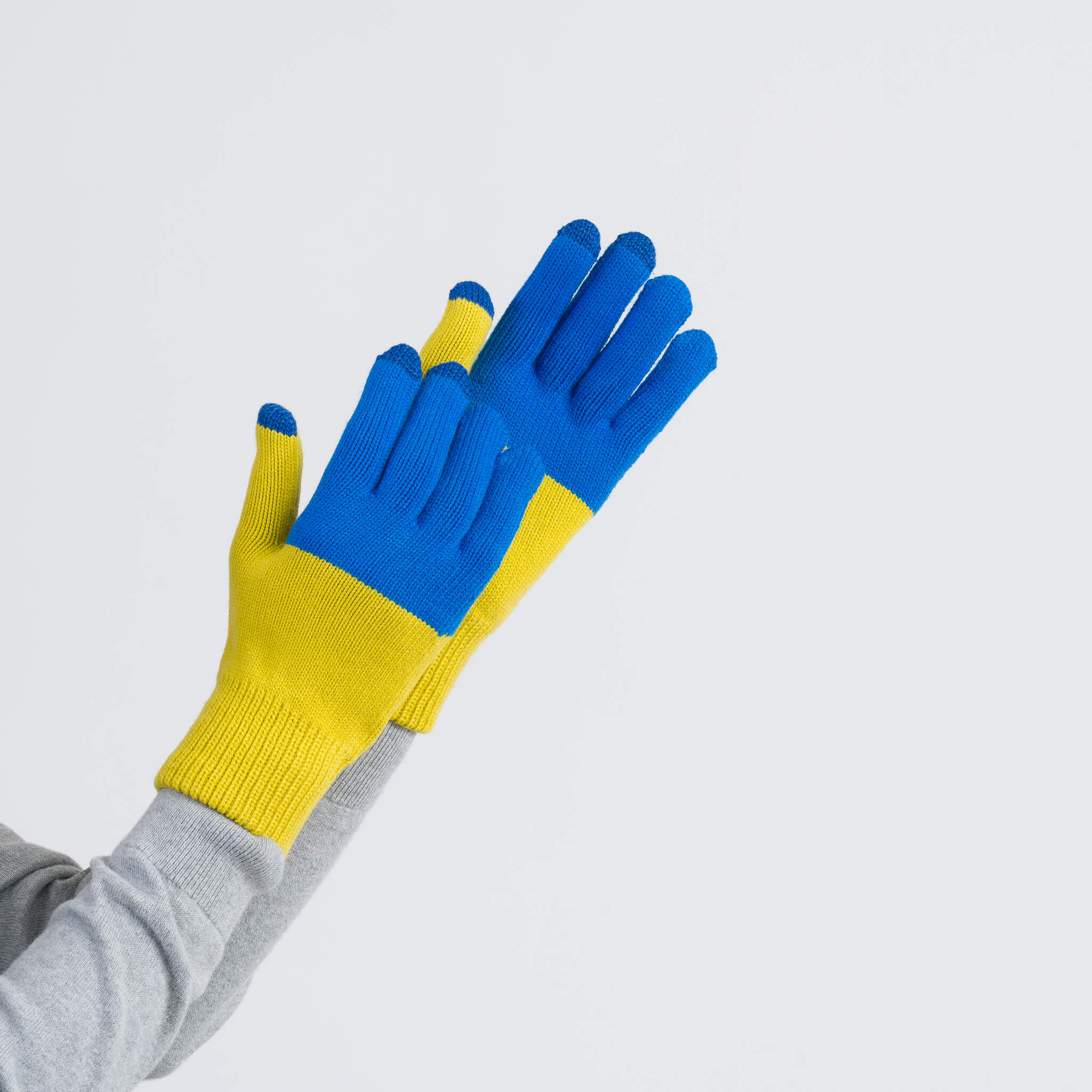 Colorblock Knit Touchscreen Gloves - Image 61