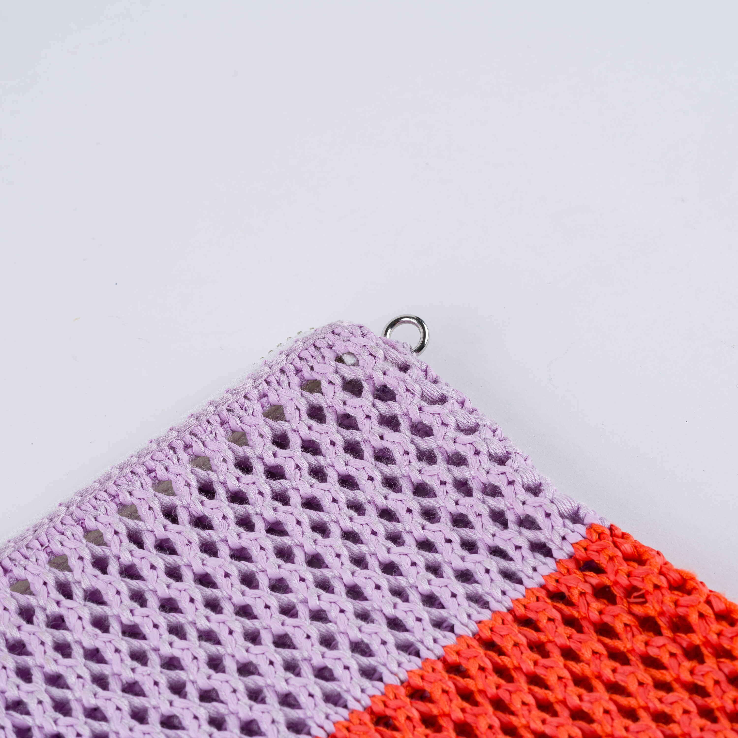 Colorblock Raffia Pouch - Image 4