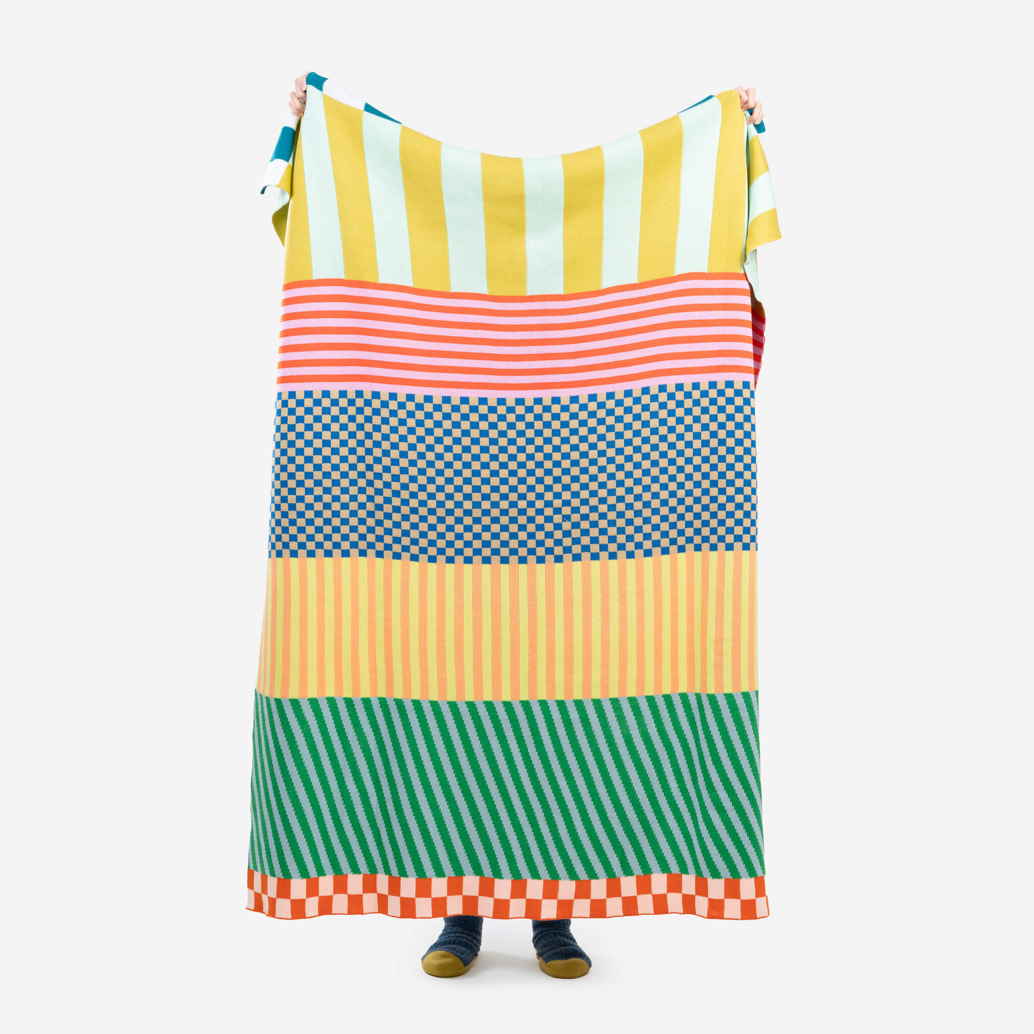 Pattern Patch Throw - Image 13
