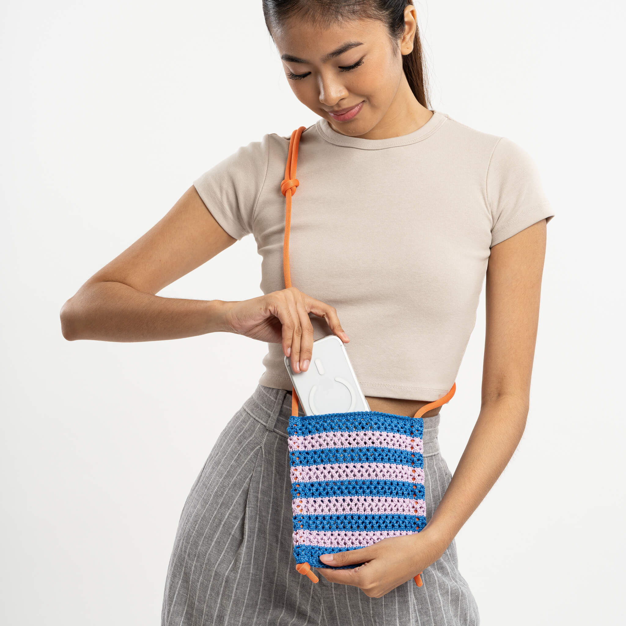 Stripe Raffia Phone Sling - Image 9