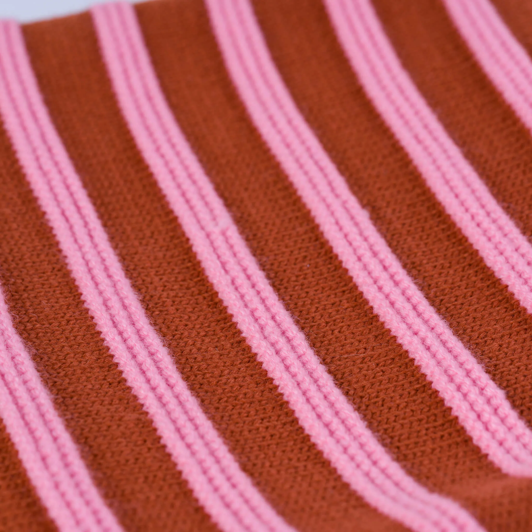 Super Stripe Knit Pouch - Image 20