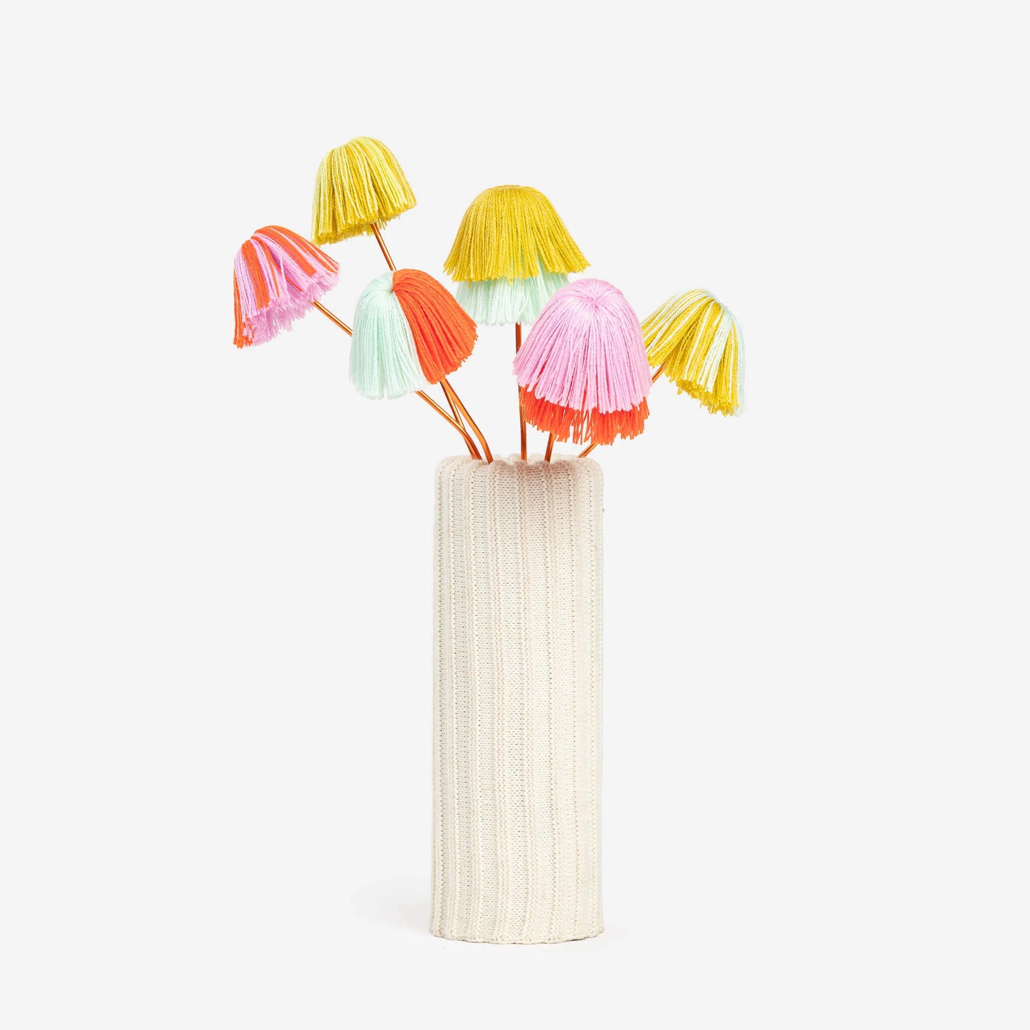 Tassel Flower Bouquet - Image 2