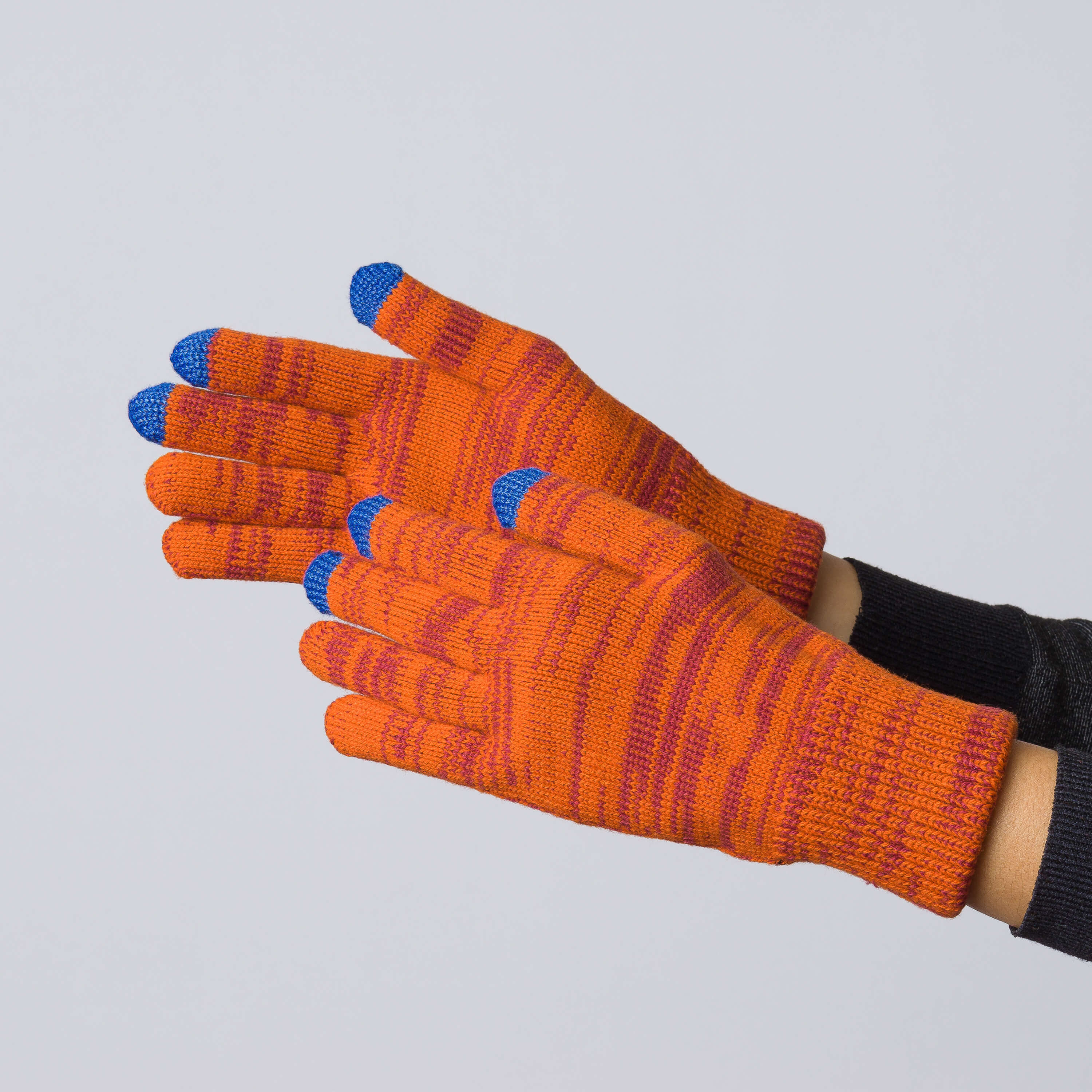 Twist Knit Touchscreen Gloves - Image 20